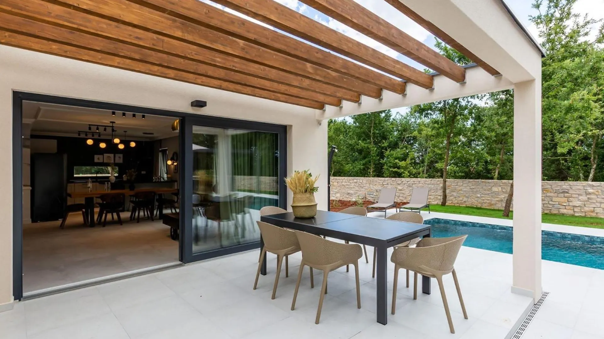Villa Green Frame Garden East By Interhome Svetvinčenat Croazia