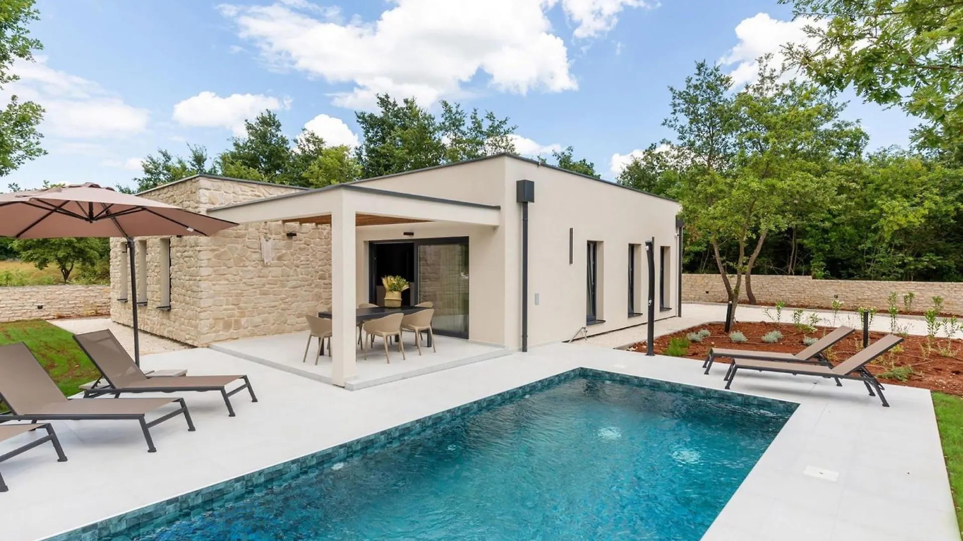 Villa Green Frame Garden East By Interhome Svetvinčenat 0*,